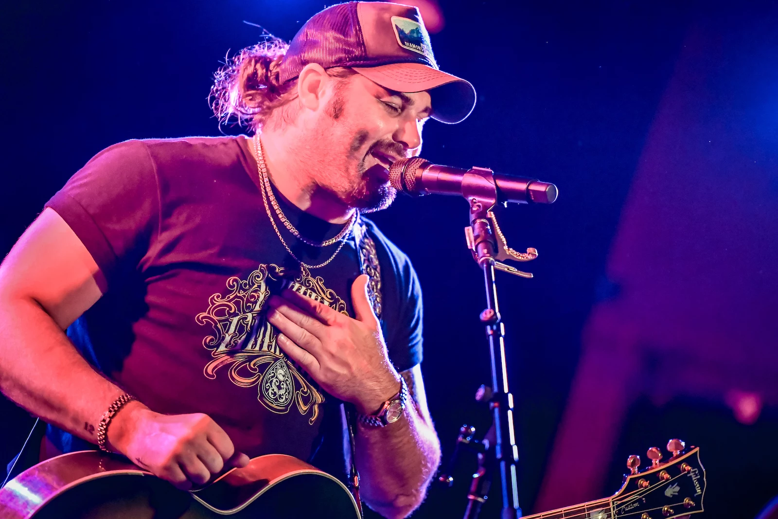 Koe Wetzel live on tour